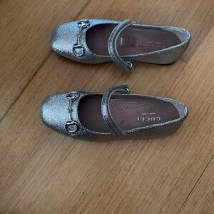Gucci shoe for kids. Brand new. Open Box. Not used. Color: Sparkling Gray.